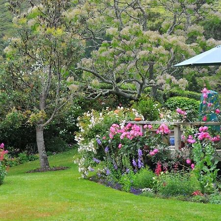 Rose Cottage Tryphena 外观 照片